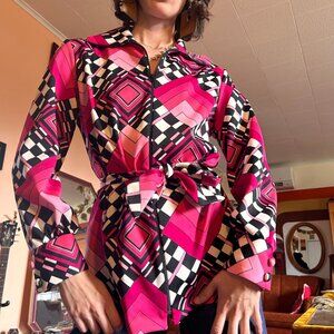 1970s DISCO handmade geometric print hot pink and black zip up belted blazer!